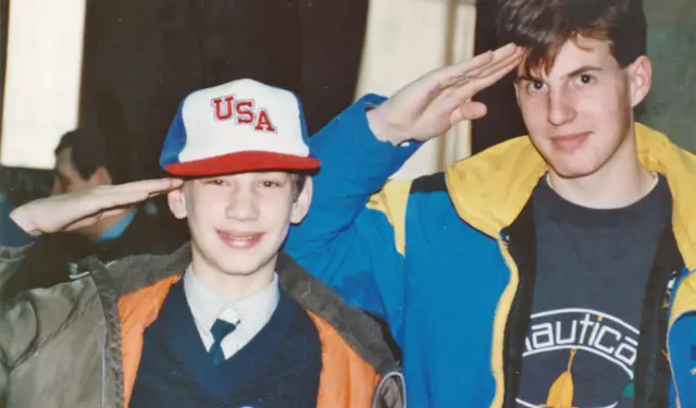 Jeff viajó a la URSS con Youth Ambassadors of America en 1988.