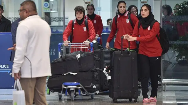 Ira, Piala Asia, Australia