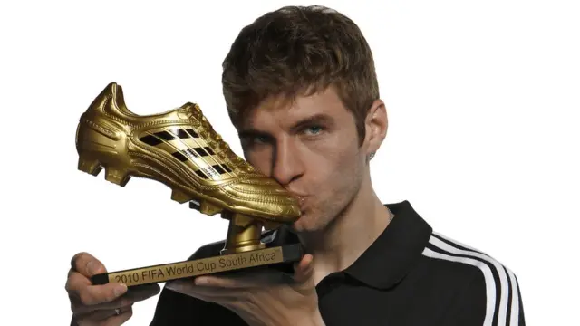 Thomas Muller na Buut ọlaedo