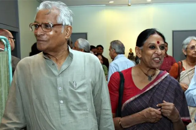 మన నేతలు రసికులే