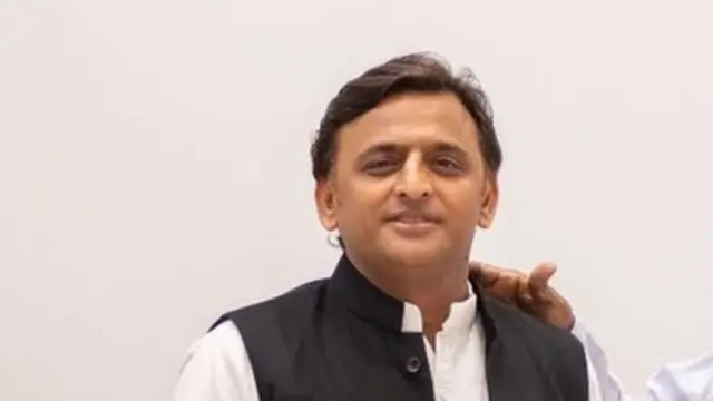 अखिलेश यादव