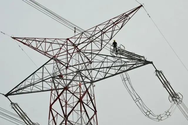 বাংলাদেশের বিদ্যুৎ খাতে ভারতীয় কর্পোরেটরা প্রবেশ করুক, এই অনুরোধ ছিল নরেন্দ্র মোদীরই