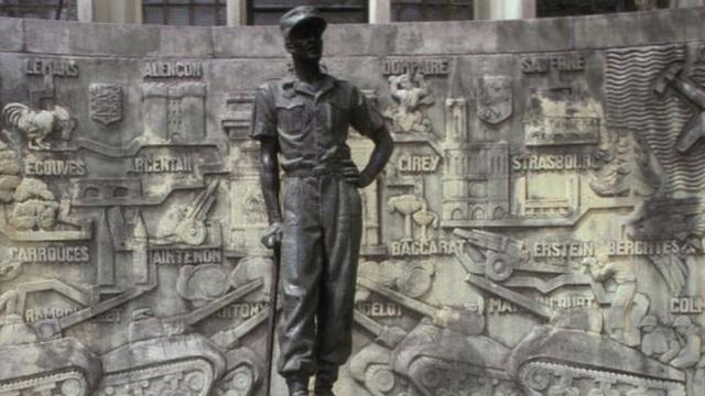Monument de la statue du général Leclerc