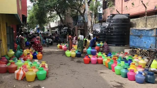 தண்ணீர் பிரச்சனை