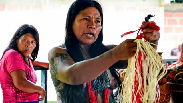 Mujer embera