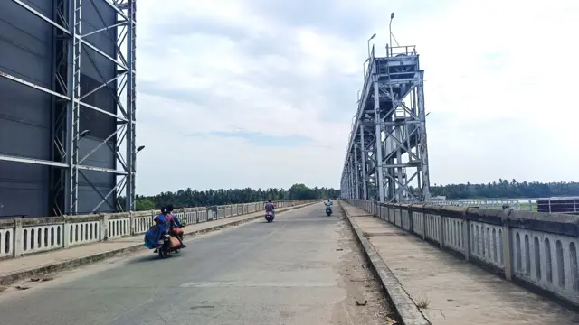 நாமக்கல்: பண்ணை வீட்டில் மூதாட்டி கொலை - ரத்த வெள்ளத்தில் உதவி கேட்ட சாமியாத்தாள் என்ன ஆனார்?