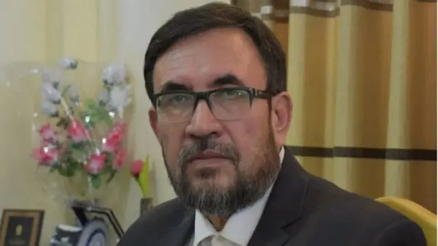 محمدامین احمدی، استاد پیشین دانشگاه 