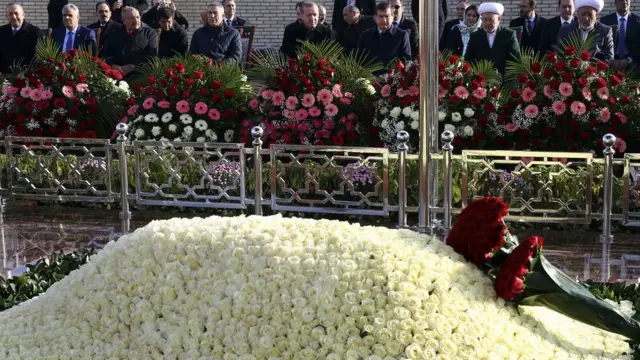 Могила Ислама Каримова