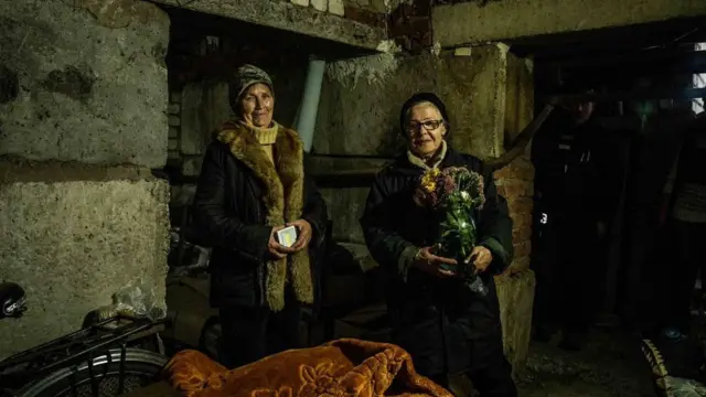 Вбиті діти Лиману, який оговтується від окупації. Фото - BBC News Україна