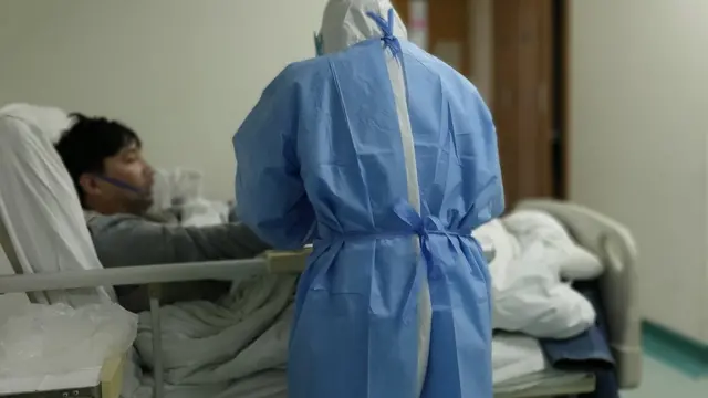 হাসপাতালে ওয়াং ফেই