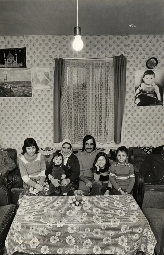 © Gyldendal Göçüp Kalanlar 2016