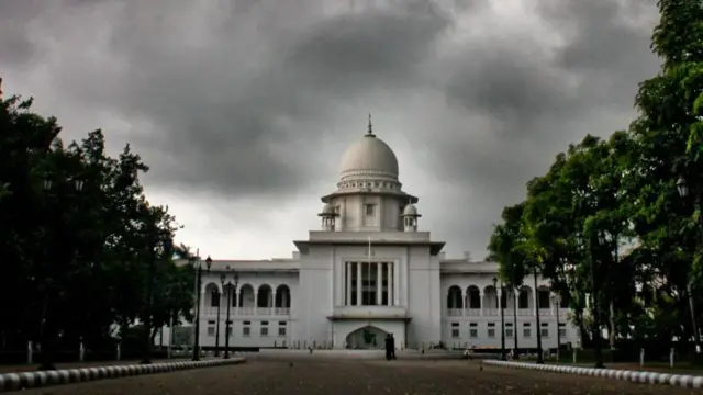 হাইকোর্টের ছবি