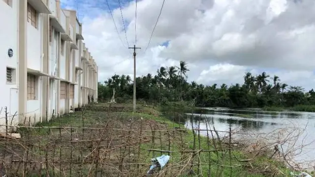 தந்தையோடு பேசுவதற்கு நிபந்தனை: குளத்தை சுத்தம் செய்ய சொன்ன மகள்