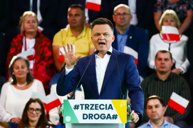 Шимон Головня