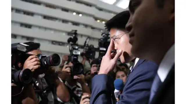 ร.ท. ปรีชาพล พงษ์พานิช หัวหน้าพรรคไทยรักษาชาติ