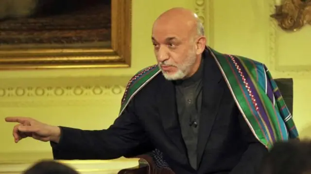 حامد کرزی پس از سیزده سال رهبری افغانستان، در سپتامبر گذشته قدرت را به اشرف‌غنی واگذار کرد