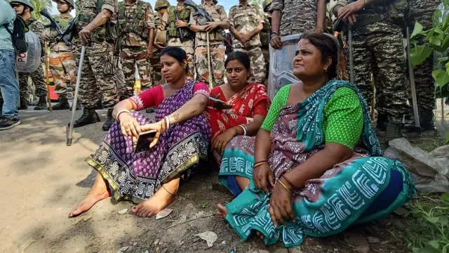 प्रदर्शनकारी महिलाएं