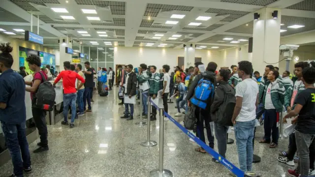 ሎሚ ለይቲ ናብ ርዋንዳ ዝኣተዉ ስደተኛታት