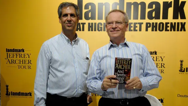 नोएल टाटा 