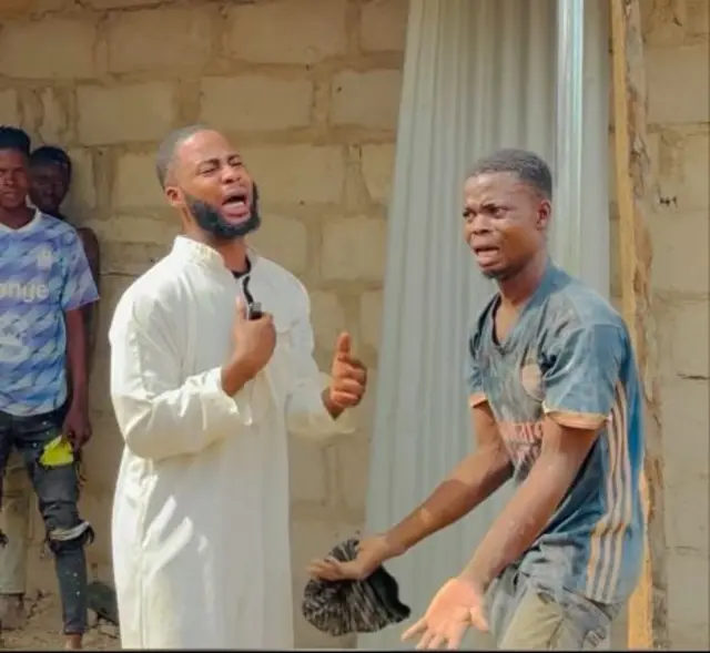 Trinity guy ninu fidio rẹ kan