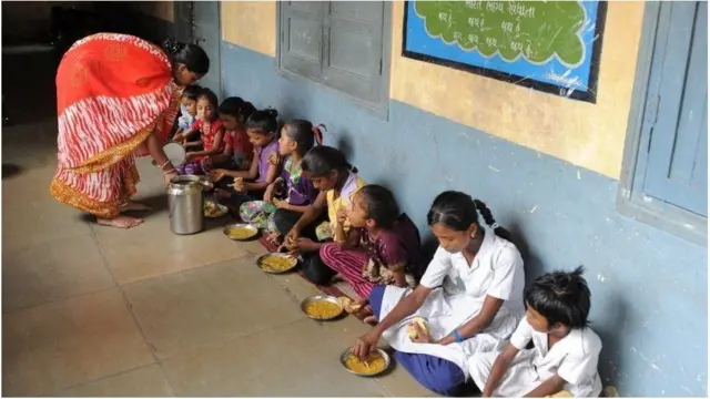 પ્રતીકાત્મક તસવીર