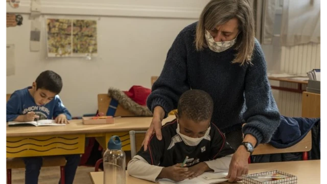 Escola na França