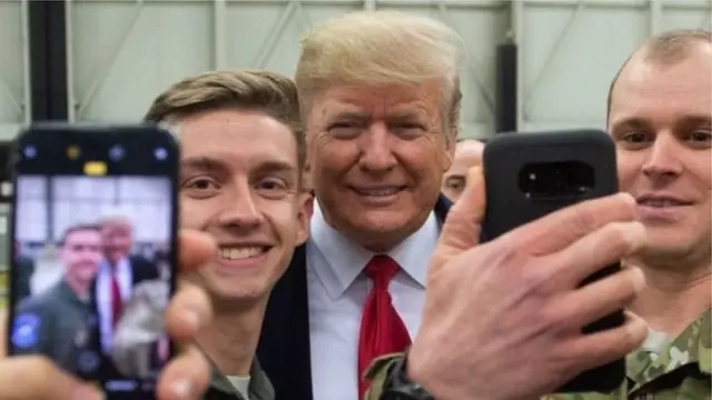 डोनाल्ड ट्रम्प