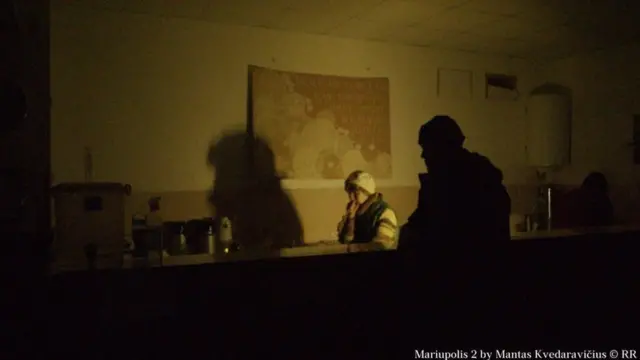 Кадр з фільму Маріуполіс