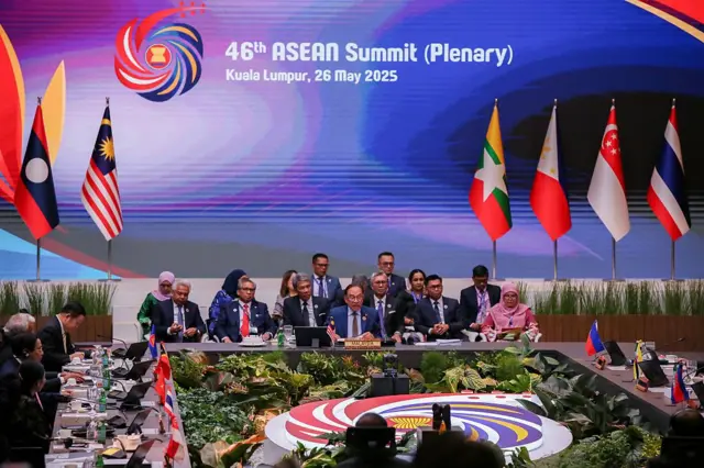 မေလမှာပြုလုပ်ခဲ့တဲ့ ၄၆ ကြိမ်မြောက် အာဆီယံထိပ်သီးအစည်းအဝေး 