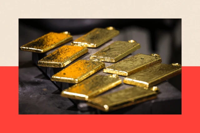 Dem place nine pieces of gold for Sydney, Australia, on 29 April 2025.