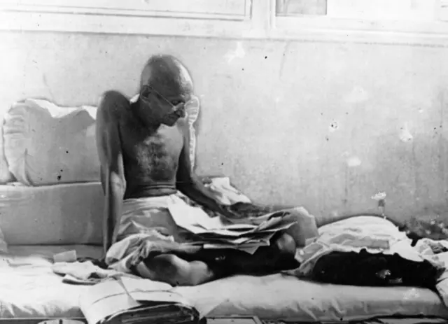 महात्मा गांधी यांचे संग्रहित छायाचित्र