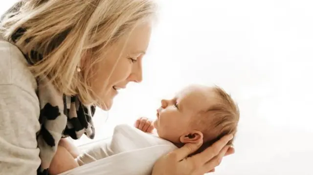 Binti wa Sophie, Martha alizaliwa kutokana na uhamisho wa kiinitete  