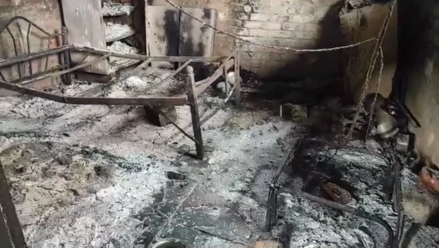 దగ్ధమైన ఇల్లు