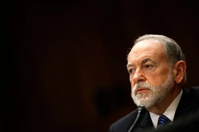 مائیک ہکابی