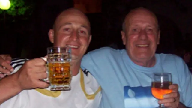 తండ్రి కాలిన్ లాంబర్ట్‌తో క్రెయిగ్