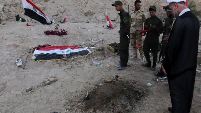 Массовые захоронения