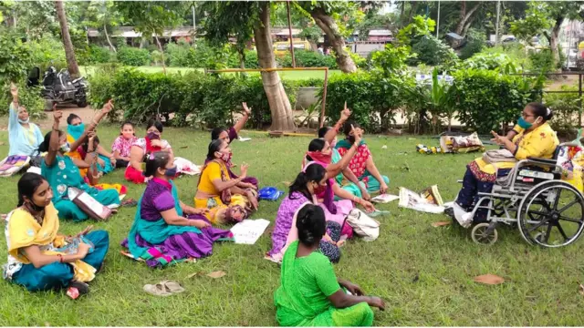 નીતા પંચાલને ડિસેબિલિટી સોશિયલ વર્કર, ઉદગમ વિમેન અચીવર ઍવૉર્ડ, વિલ્સ્ટર ઍવૉર્ડ અને નેશનલ ડિસેબિલિટી વર્કર ઍવૉર્ડ સહિતના 15 જેટલા ઍવૉર્ડ મળ્યા છે