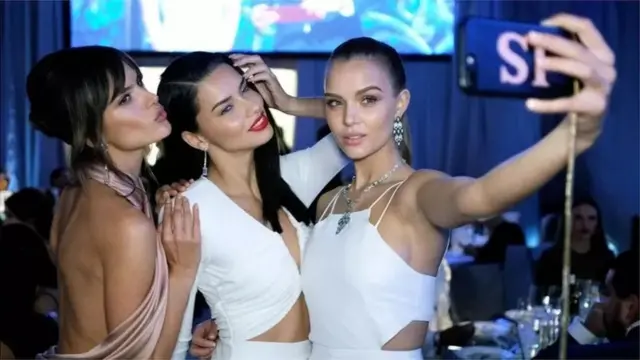 સેલિબ્રિટીની જેમ દેખાવાની ચાહ મહિલાઓમાં નકારાત્મકતા પેદા કરે છે