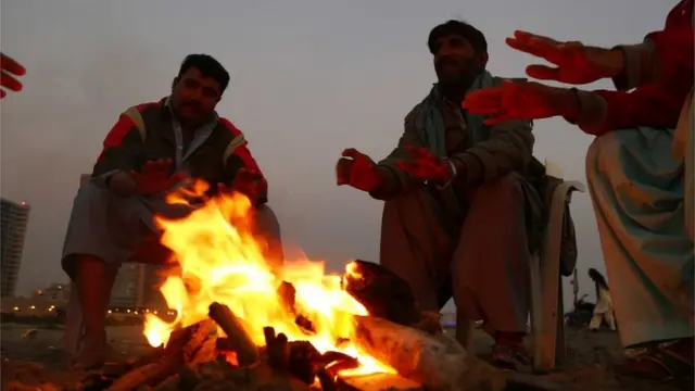 گذشتہ ہفتے کا پاکستان تصاویر میں - BBC News اردو