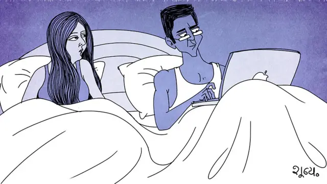 'আমরা শারীরিক সম্পর্কেও লিপ্ত হই কিন্তু তার মধ্যে কোনো রোমান্স থাকে না'