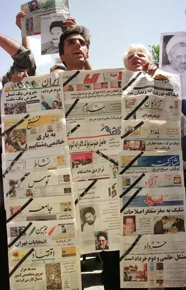 توقیف روزنامه های ایران