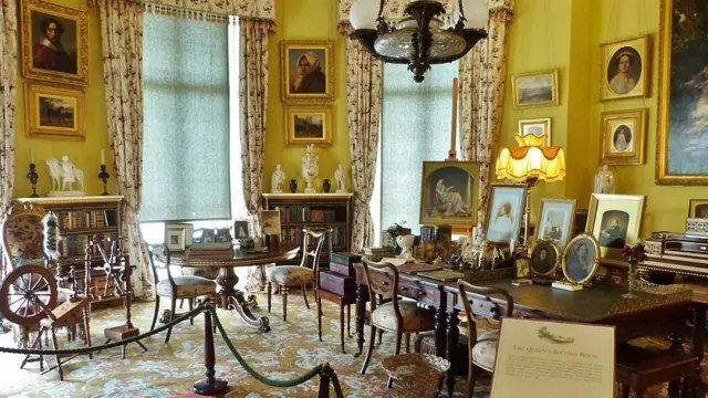 Частная гостиная королевы Виктории в поместье Осборн