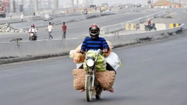 लॉकडाउन