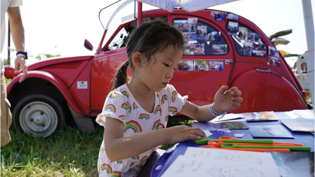 Ujdin crta ispred spačeka u kampu u Samoboru