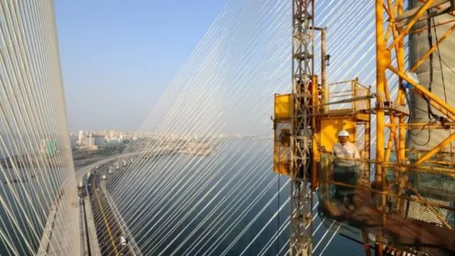 इंफ़्रास्ट्रक्चर प्रोजेक्ट