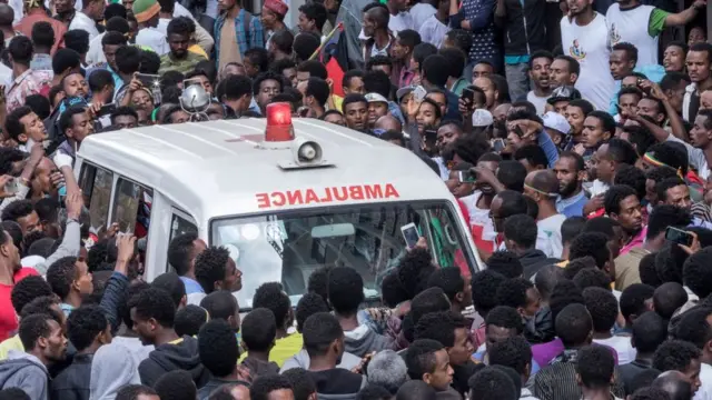 በፍንዳታው አምቡላንስ