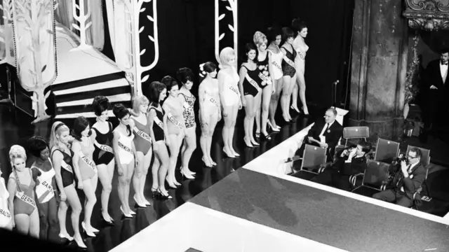 ১৯৯৬ সালের এই প্রতিযোগিতায় মিস ওয়ার্ল্ড শিরোপা জিতেছিলেন রিটা ফারিয়া।