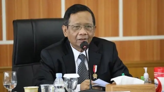 Menkopolhukan Mahfud MD