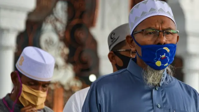 صلاة العيد في باندا اجيه في اندونيسيا