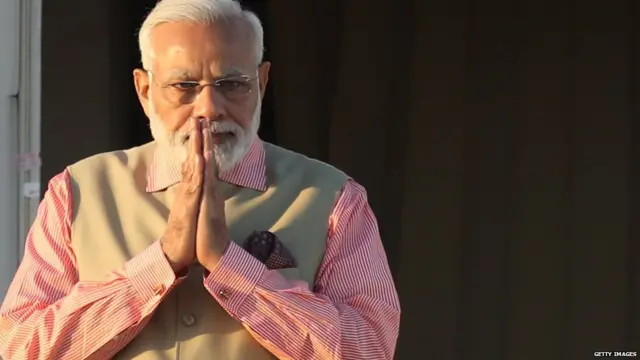 नरेंद्र मोदी